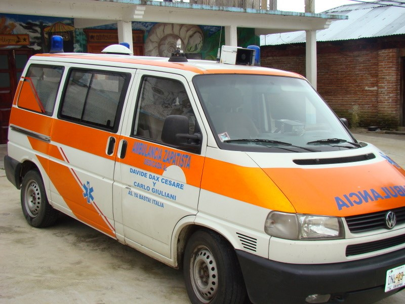 zapatista-ambulance